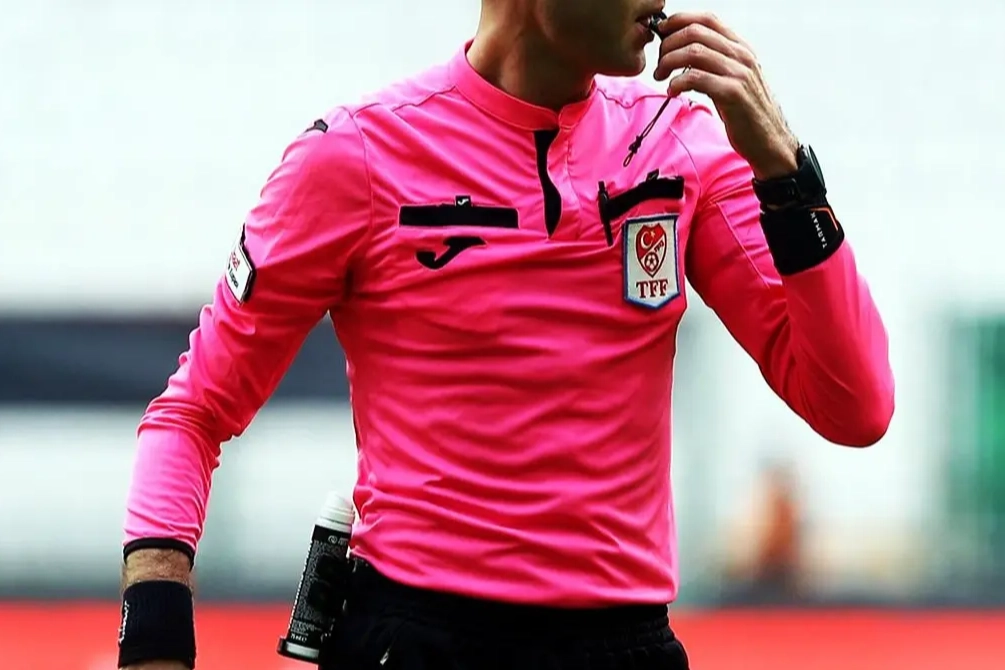 Bursaspor'un 6. hafta maçında hakem belli oldu: Burak Demirkıran Bursaspor'un 6. hafta maçında hakem belli oldu: Burak Demirkıran