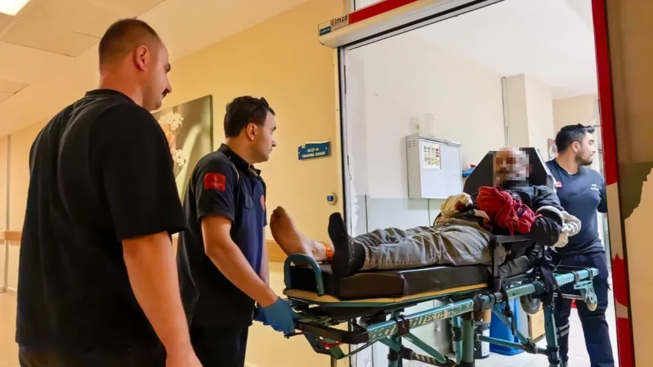 İnegöl'de iş kazası: Tomrukla zincir arasında sıkışan işçinin 6 parmağı koptu