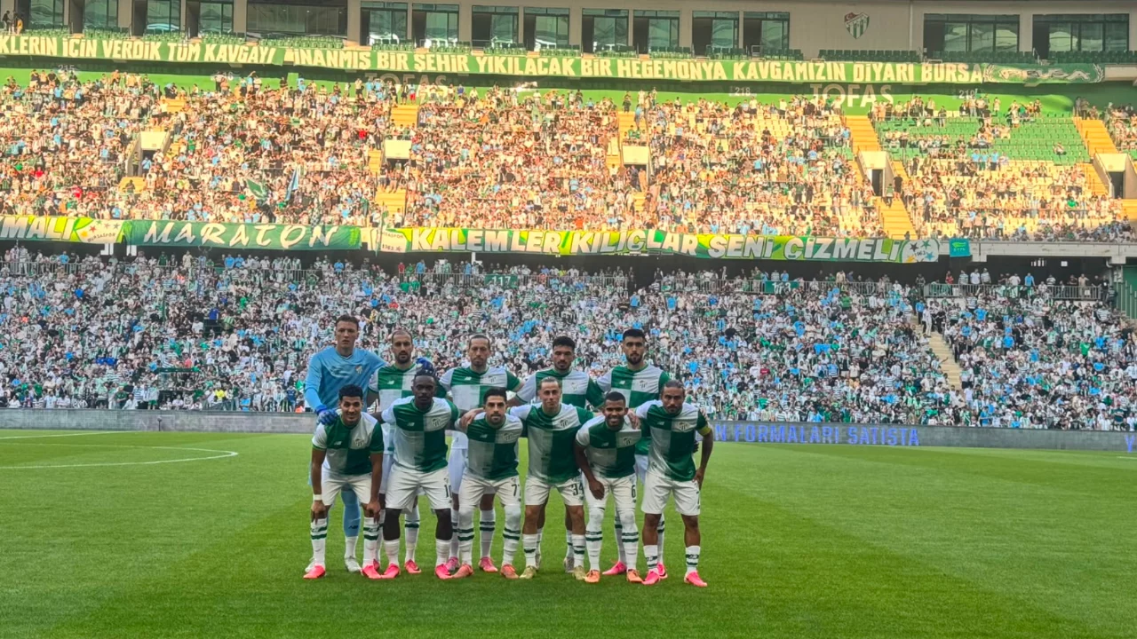 Bursaspor'un İstanbulspor mücadelesindeki ilk 11'i belli oldu