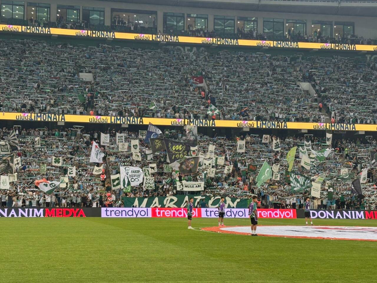 Taraftarlar İstanbulspor maçında Bursaspor'u yalnız bırakmadı: 40 bin 105 kişi