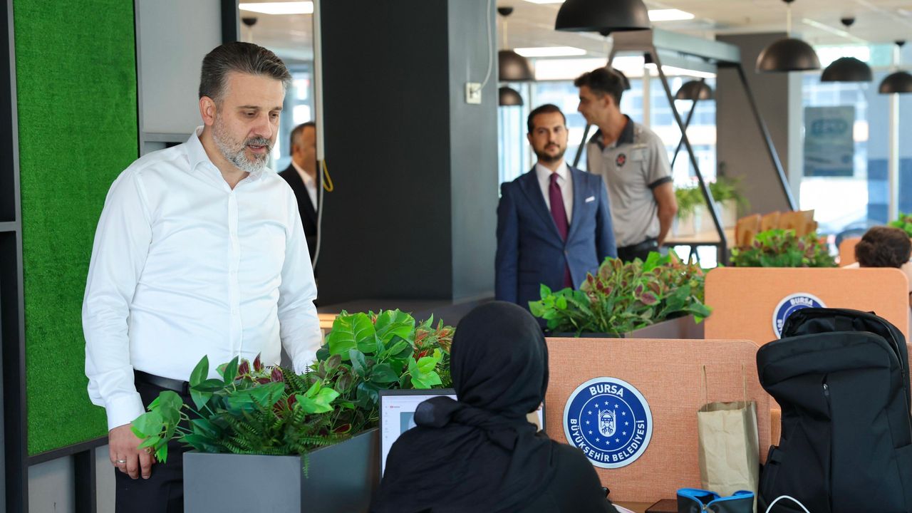 Bursa Büyükşehir Belediyesi Başkan Vekili Biba, gençlere moral ziyaretinde bulundu