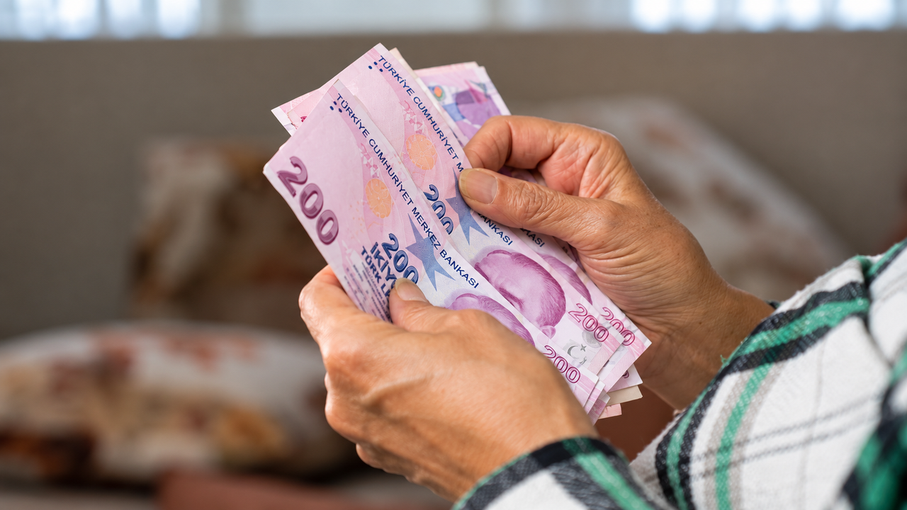 Ocak 2027'de emeklilere yapılacak zam oranları tahmin ediliyor