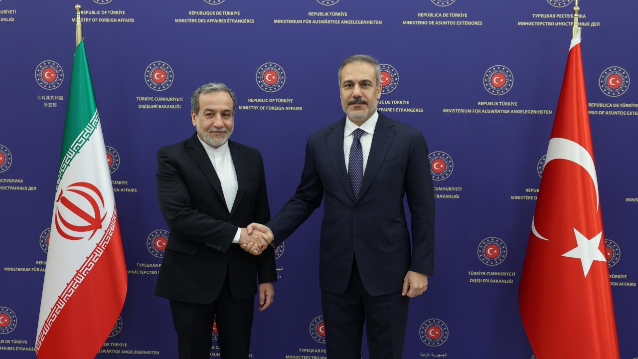 Dışişleri Bakanı Hakan Fidan, İranlı mevkidaşı ile görüştü