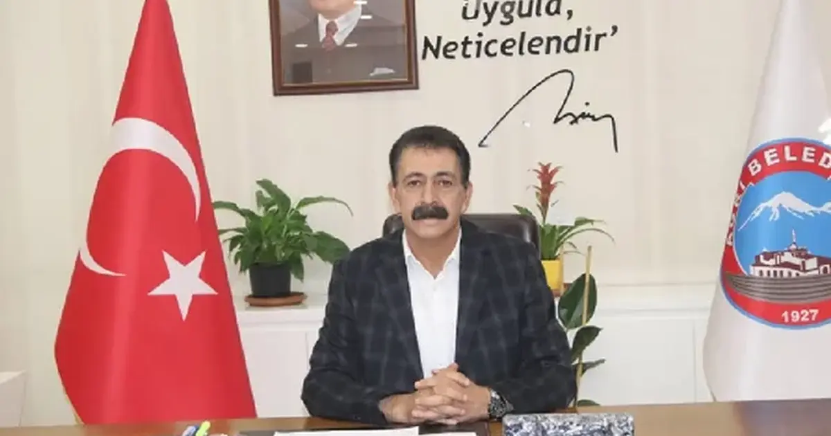 DEM Parti Ağrı Belediye Eş Başkanı Mehmet Akkuş hayatını kaybetti