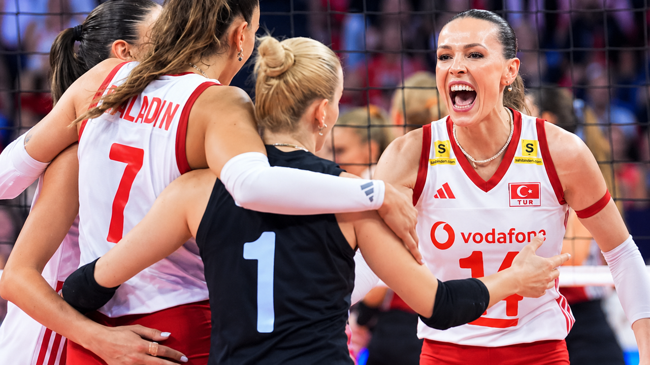 Filenin Sultanları, Almanya'yı geçerek yarı finale yükseldi