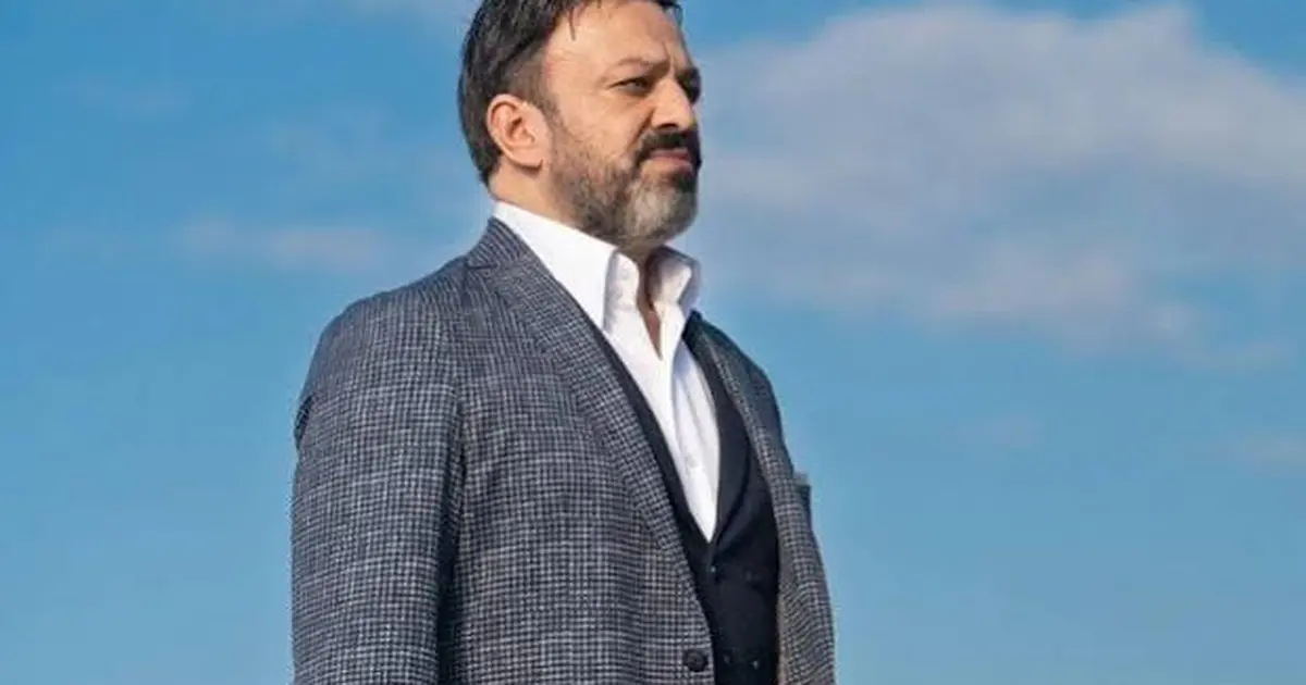 Ünlü oyuncu Serhat Mustafa Kılıç İstanbul'da evinde ölü bulundu Ünlü oyuncu Serhat Mustafa Kılıç İstanbul'da evinde ölü bulundu