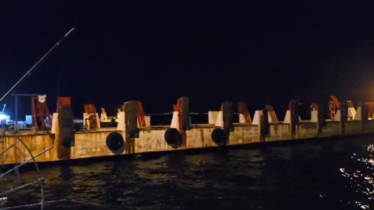 İDO deniz otobüsü Mudanya İskelesi'ne çarptı: Yolcular panik yaşadı