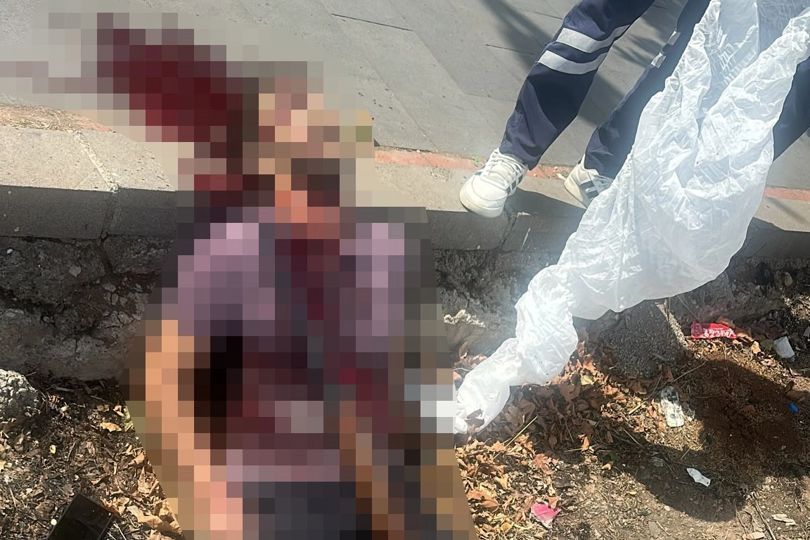 Diyarbakır'da parkta silah sesi: Bir kişi hayatını kaybetti Diyarbakır'da parkta silah sesi: Bir kişi hayatını kaybetti