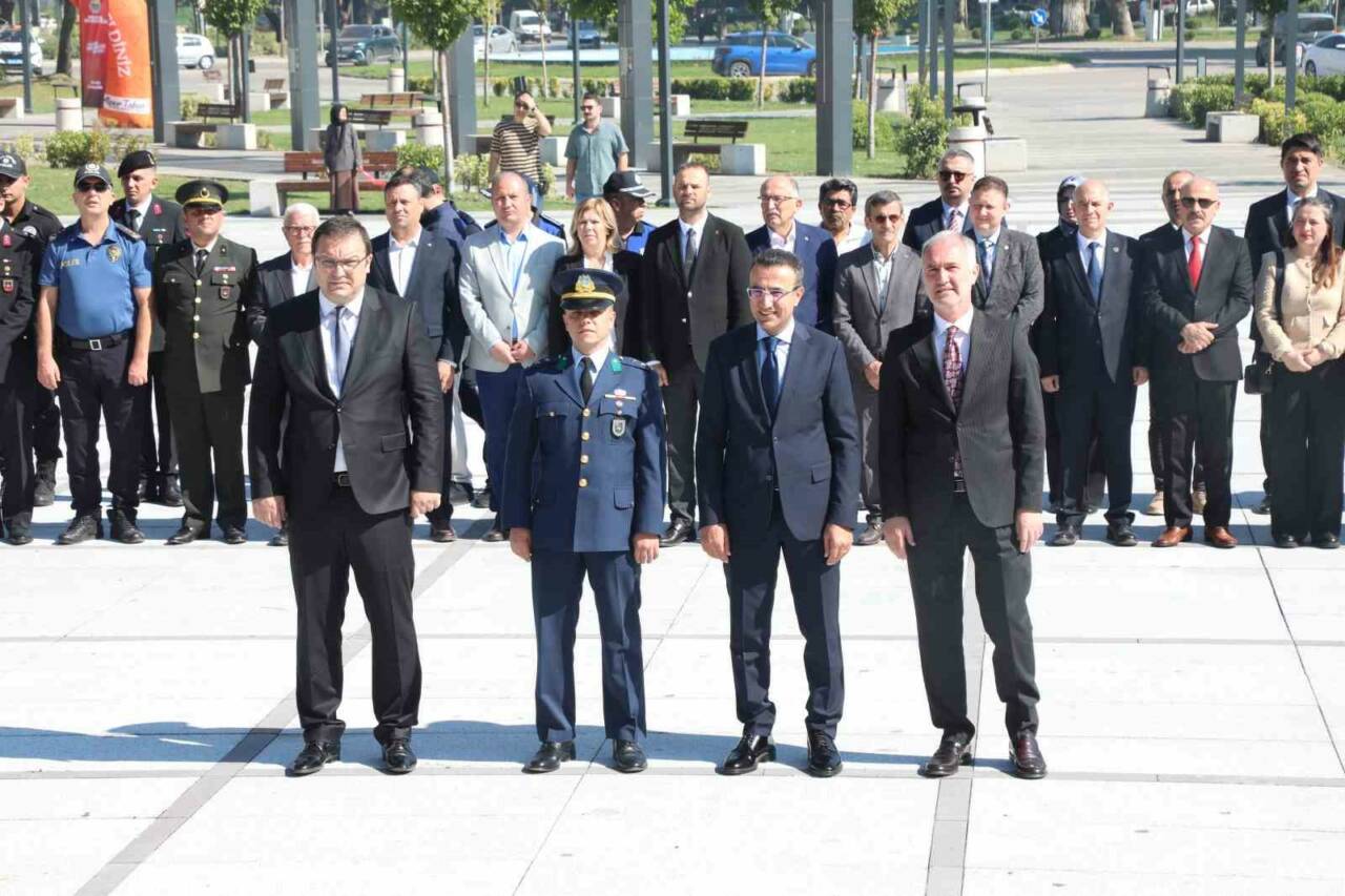 İnegöl, düşman işgalinden kurtuluşunun 104. yılını coşkuyla kutladı