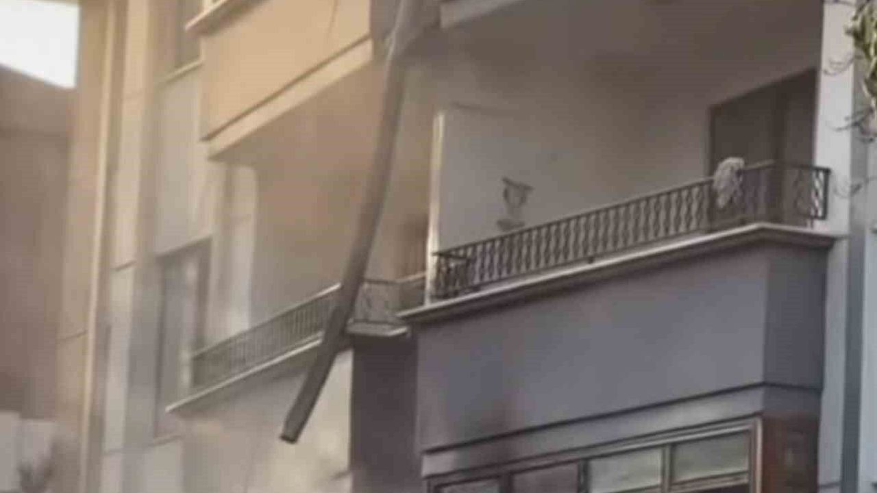 Nilüfer'de elektrikli araç şarj istasyonunda yangın: Daireye sıçradı