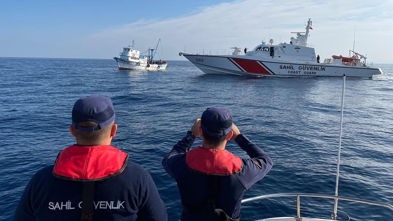 Yasa dışı kaçış: 9 FETÖ şüphelisi Muğla'da yakalandı Yasa dışı kaçış: 9 FETÖ şüphelisi Muğla'da yakalandı
