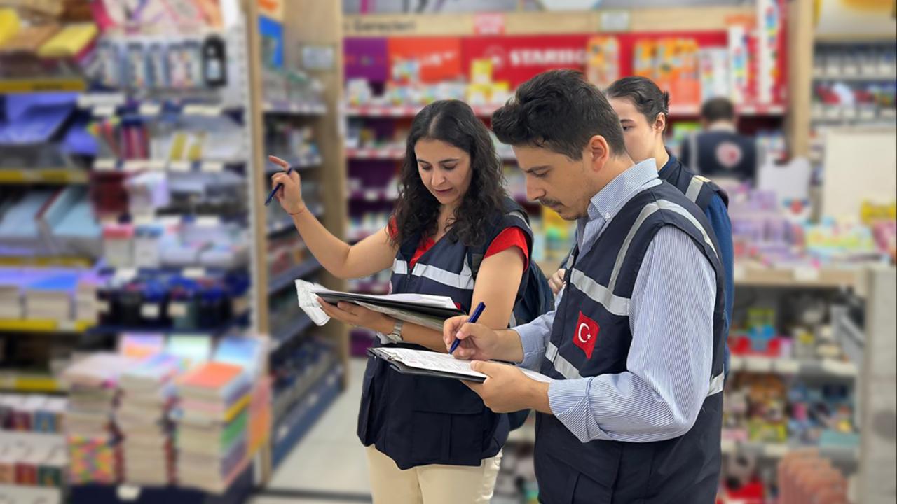 İstanbul'da kırtasiye ve okul ürünlerine denetim yapıldı İstanbul'da kırtasiye ve okul ürünlerine denetim yapıldı