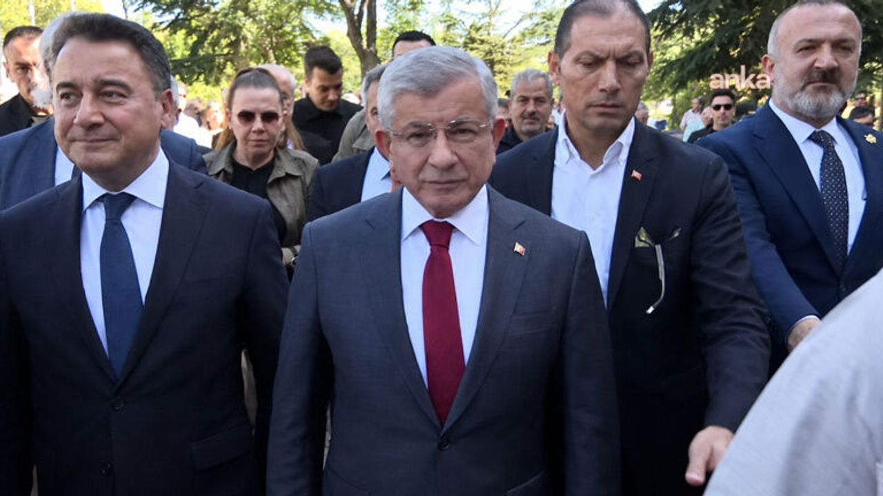 Ahmet Davutoğlu ifade verdi: Yargının üstünlüğüne inanıyorum