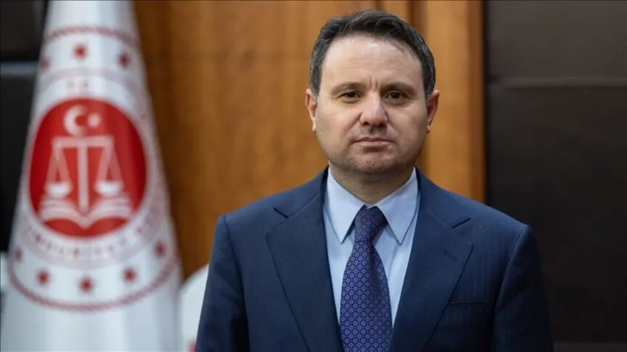 Adalet Bakanı Gürlek, hayatını kaybeden polis memuru için taziye mesajı yayımladı