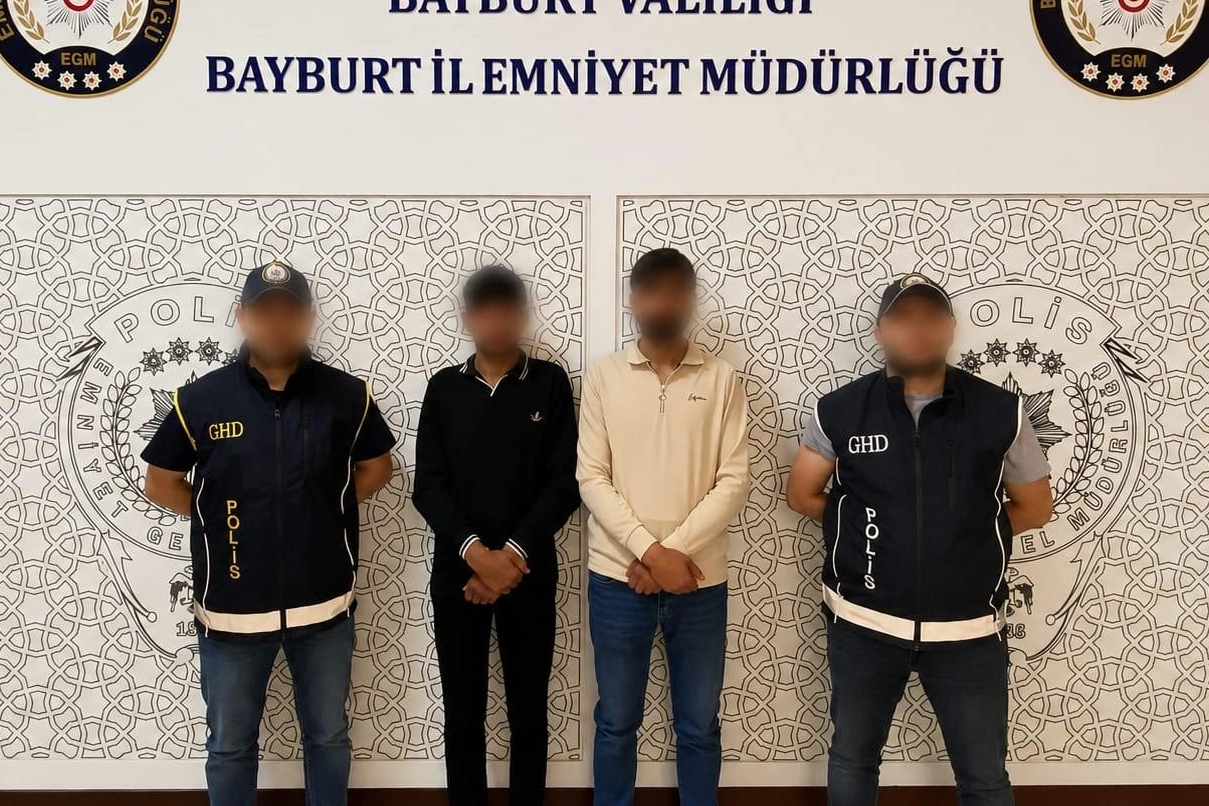 Göçmen kaçakçılığına karşı mücadele: Bayburt'ta 2 düzensiz göçmen yakalandı
