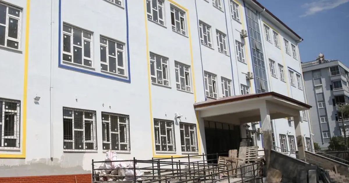 İçişleri Bakanı Çiftçi, okullarda güvenlik tedbirlerini açıkladı İçişleri Bakanı Çiftçi, okullarda güvenlik tedbirlerini açıkladı