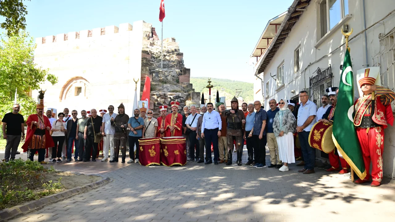 Bursa'nın fethinin hikayesi kalemle hayat buluyor