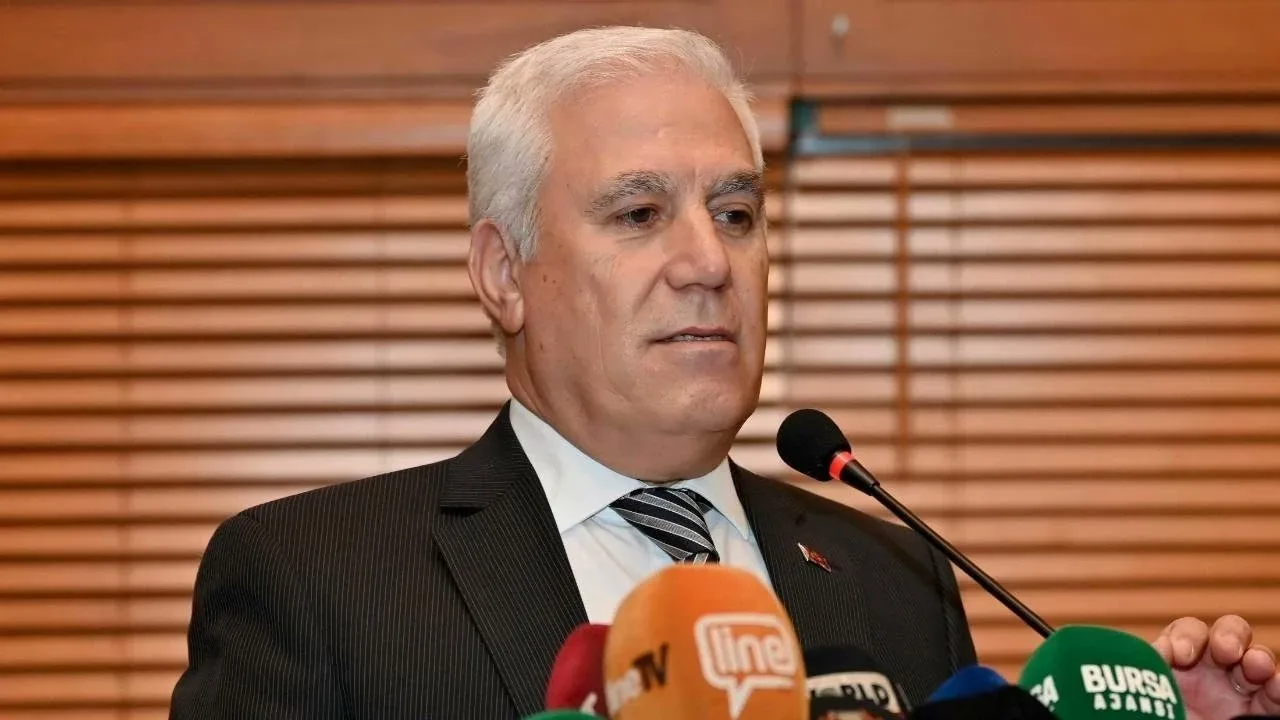 Mustafa Bozbey ve 55 Kişi Gözaltına Alındı: Bursa'da Büyük Operasyon Mustafa Bozbey ve 55 Kişi Gözaltına Alındı: Bursa'da Büyük Operasyon