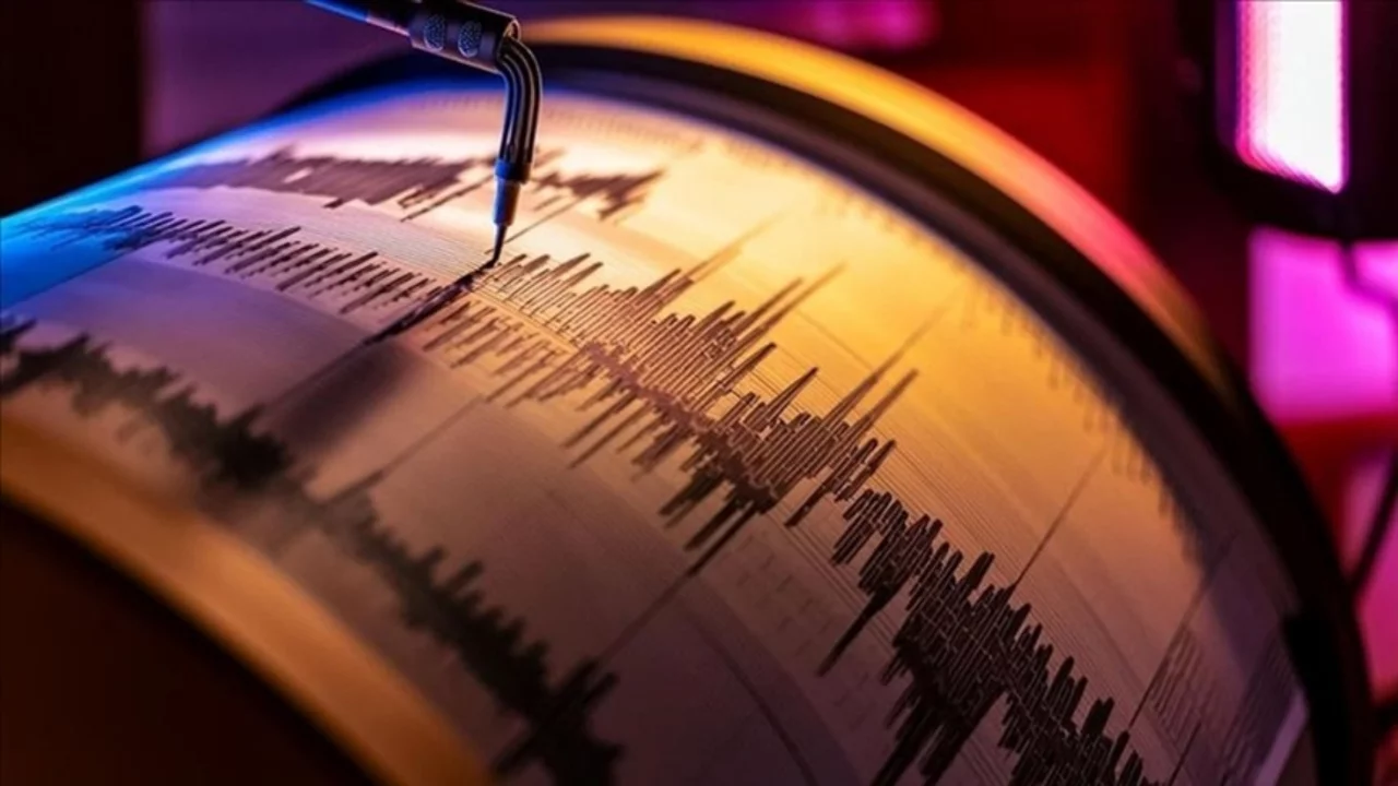 Bursa ve Çevre İllerde Hissedilen Deprem Korkuttu