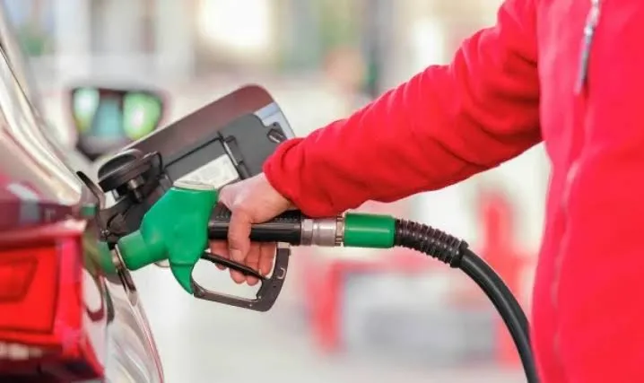 Akaryakıta Beklenen Büyük Zam İptal Edildi: Fiyat Listesinde Zam Yok