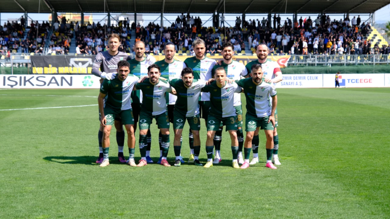 Bursaspor Şampiyonluk Kutlamasını 5-0’lık Zaferle Taçlandırdı