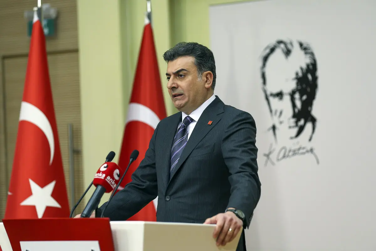 CHP'den İhraç Edilen Üyeler Partiye Geri Dönüyor: Yeni Bir Şans Veriliyor