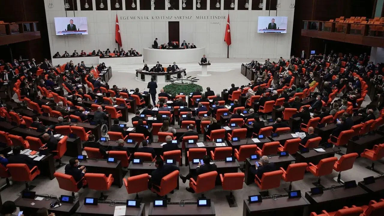 Çerçeve Yasa TBMM Genel Kurulu'nda Görüşülmeye Başlandı: Sandalye Dağılımı ve Oylama Süreci