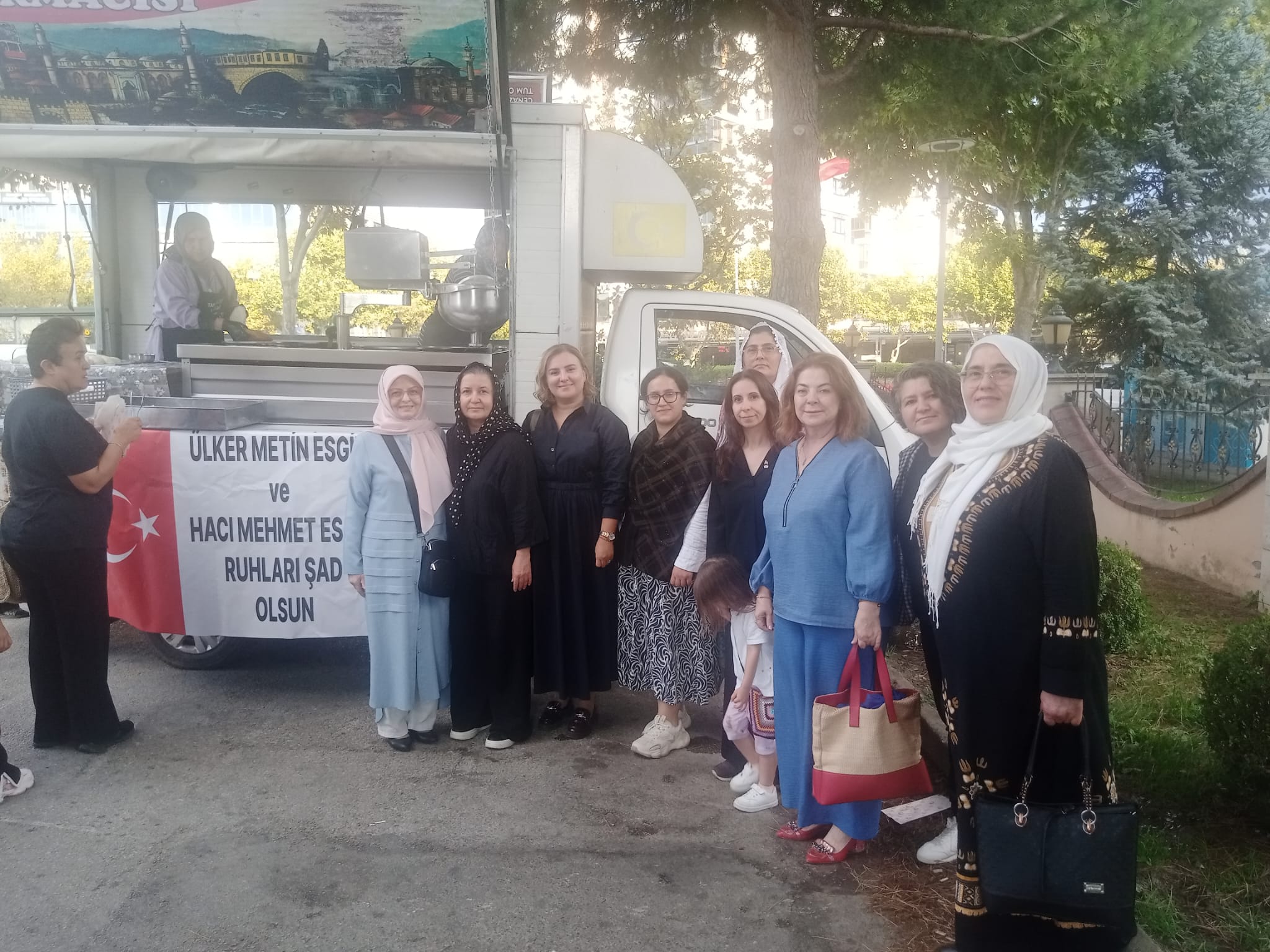 Emekli öğretmen Ülker Esgin, vefatının birinci yılında dualarla anıldı