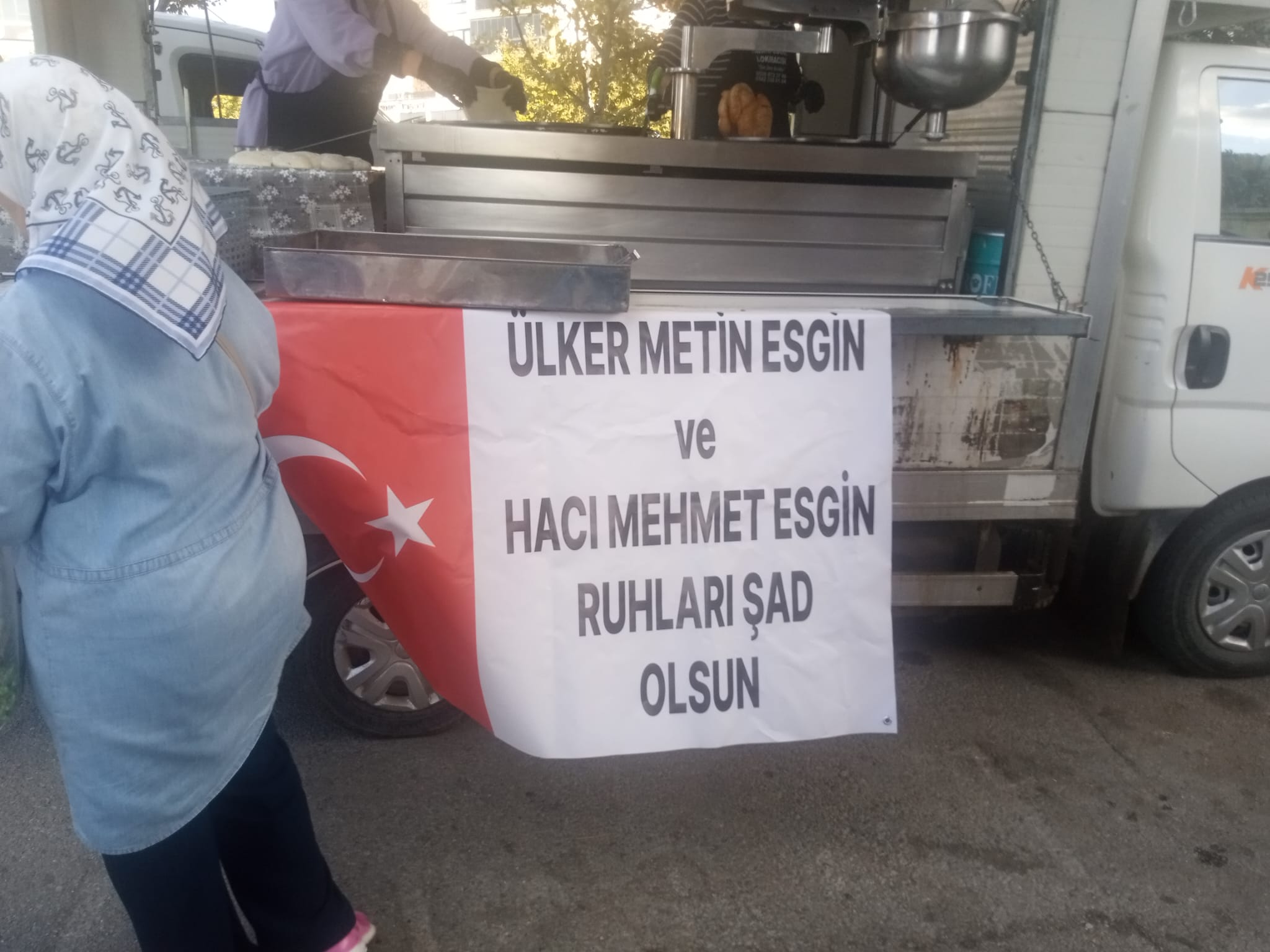 Emekli öğretmen Ülker Esgin, vefatının birinci yılında dualarla anıldı