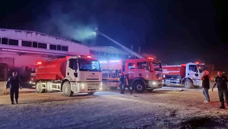 Bursa Karacabey’de Otomotiv Yedek Parça Fabrikasında Yangın